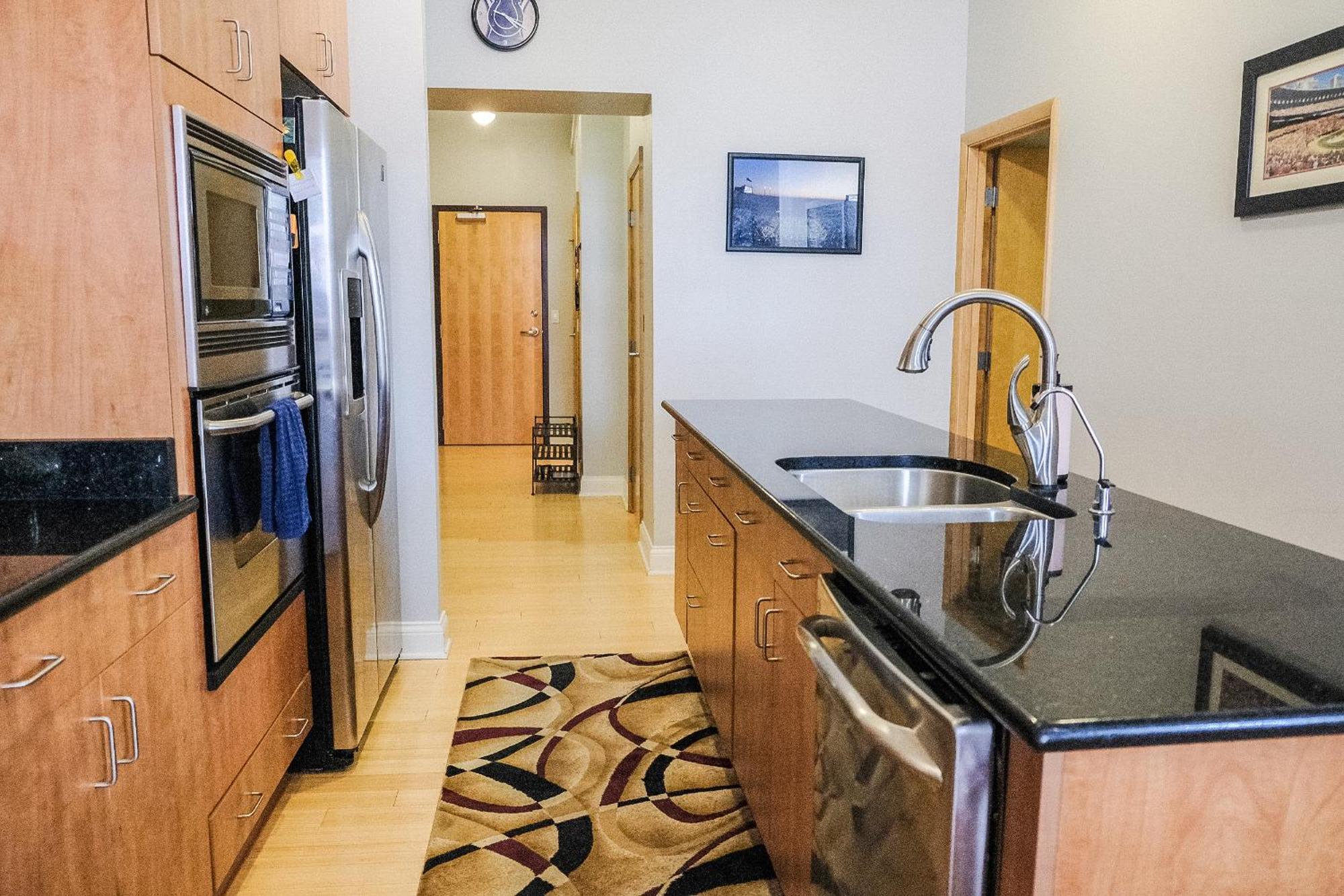 Modern Lofts Next To Georgia St. & Convention Ctr. Apartman Indianapolis Szoba fotó