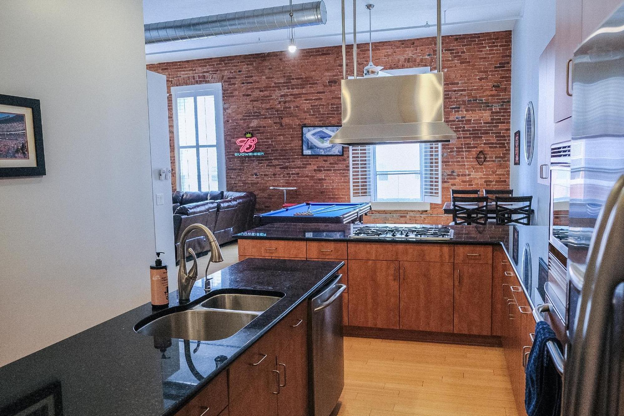 Modern Lofts Next To Georgia St. & Convention Ctr. Apartman Indianapolis Szoba fotó